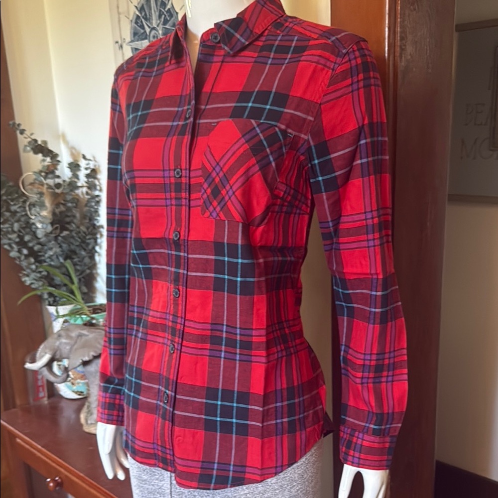 NWT Eddie Bauer size small cotton Red Plaid Women's Top